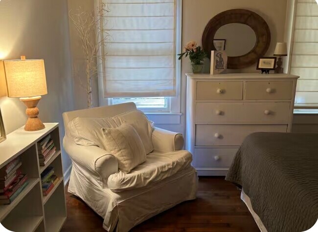 Building Photo - 2037 Stanford Ave