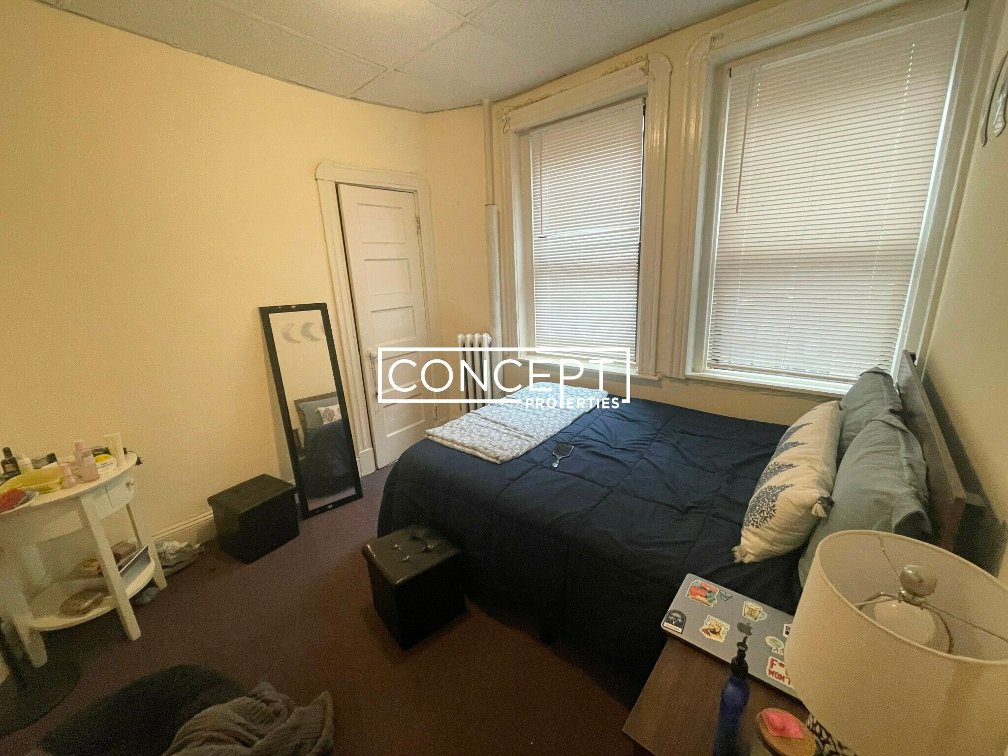 Building Photo - 24 Phillips St