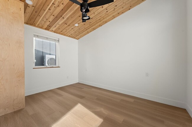 Building Photo - Experience Morris Street Commons- Modular Community Living!
