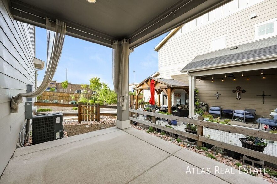 Building Photo - 7255 S Millbrook Ct