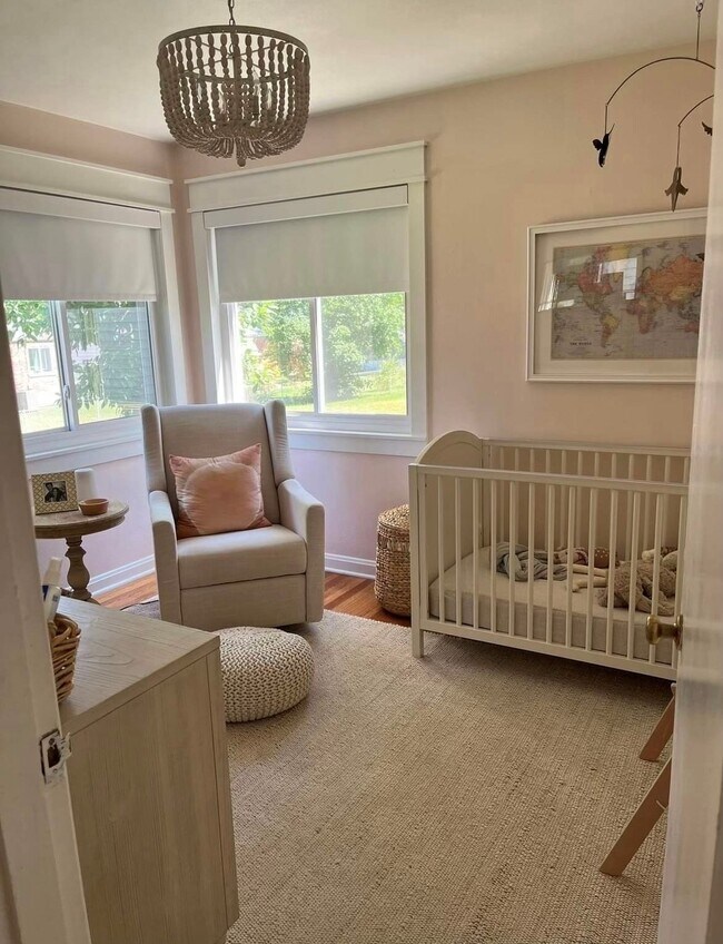 Building Photo - 1330 Wells Ave