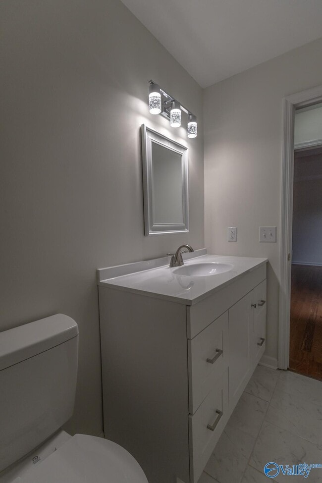 Building Photo - 111 Cepha Dr