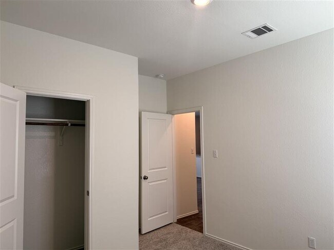 Building Photo - 408 Roper St