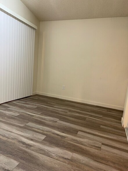 Building Photo - 5905 Fairfax Rd