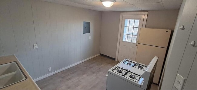 Building Photo - 519 N 24th St