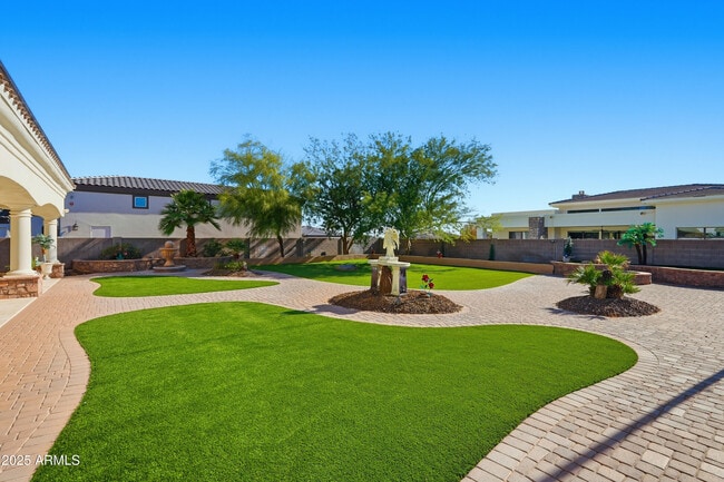 Building Photo - 18131 W Palo Verde Ct