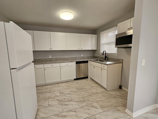 Building Photo - 317 Melvin Jones Dr