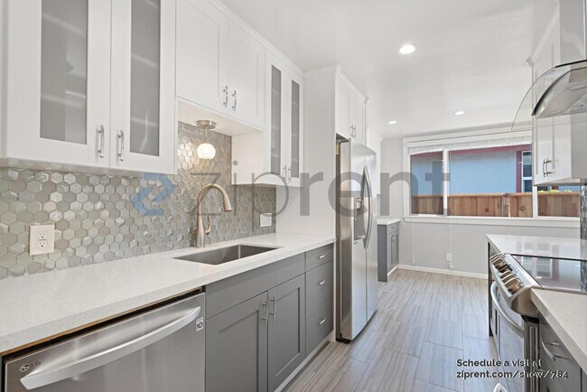 Building Photo - 31273 Birkdale Way