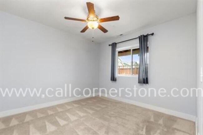 Building Photo - 314 Eclipse Dr