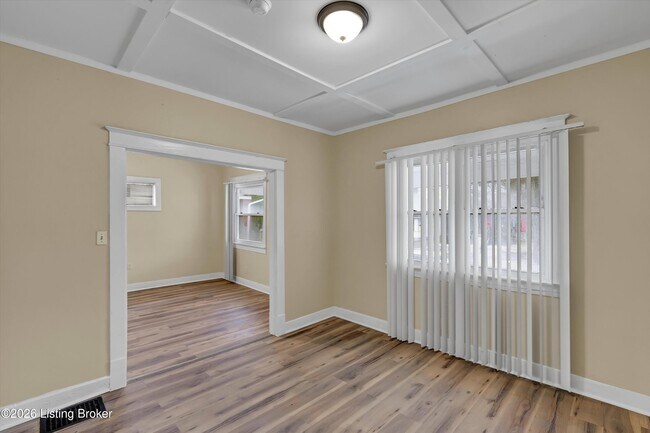 Building Photo - 1721 Wilson Ave