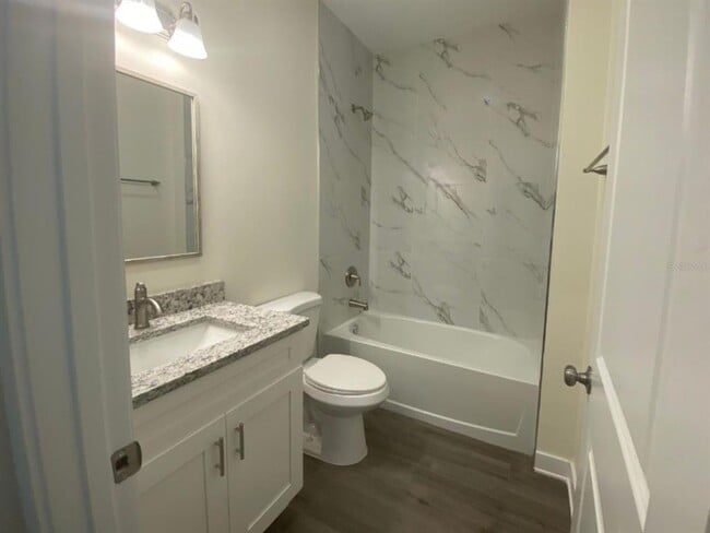 Building Photo - 11974 Tetzel Ave