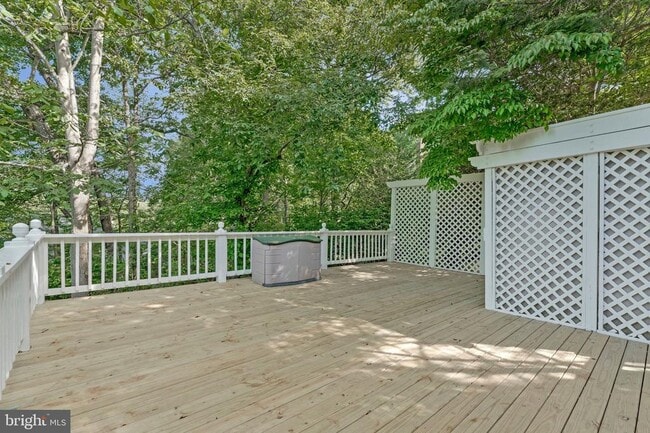 Building Photo - 10034 Scenic View Terrace