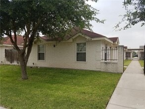 Building Photo - 16 Horizon Peak