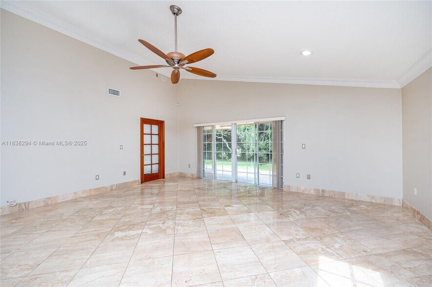 Building Photo - 4725 NW 103rd Ct