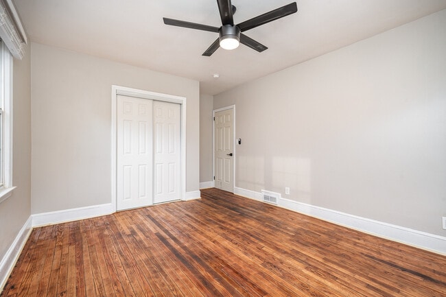 Building Photo - 1600 Flynnwood Dr