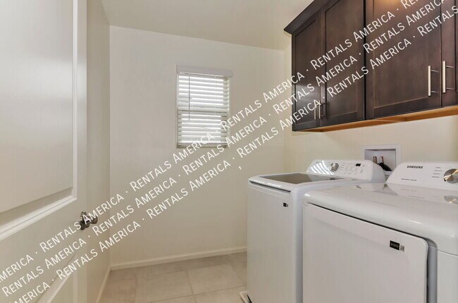 Building Photo - 12553 E Caden Dr