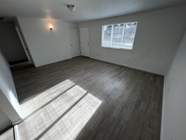 Building Photo - 2023 143rd Pl NE