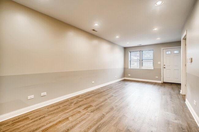 Building Photo - 2312 S Seeley Ave