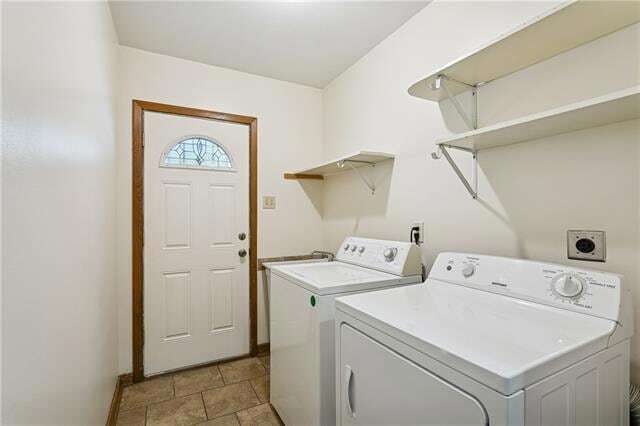 Building Photo - 3321 Republic St
