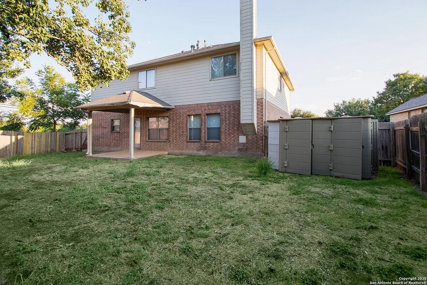 Building Photo - 9207 Larsons Ln