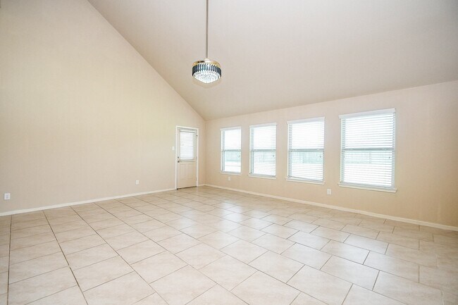 Building Photo - 29251 Jacobs River Dr