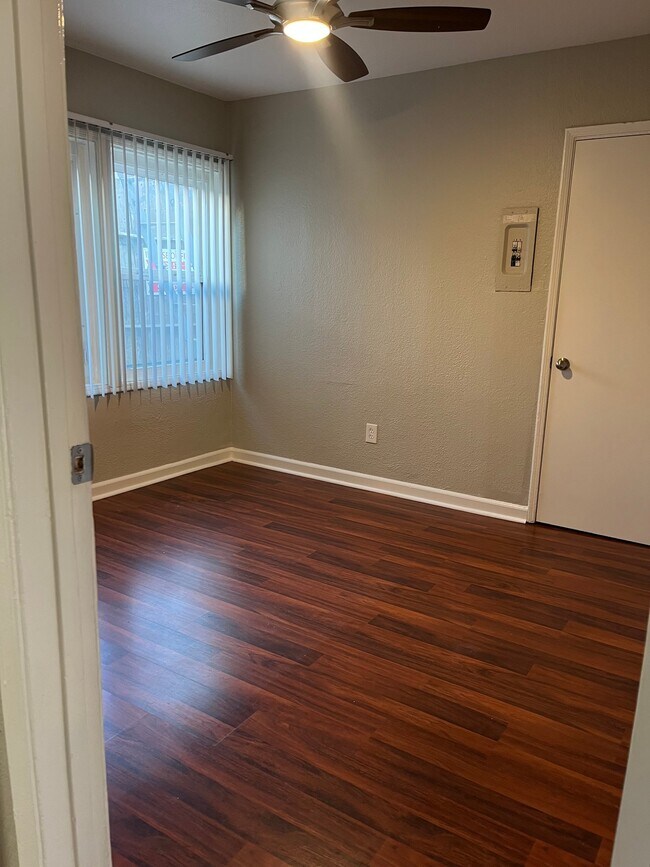 Building Photo - 2555 Foothill Blvd