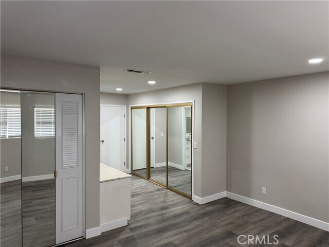 Building Photo - 415 S Tahquitz Ave