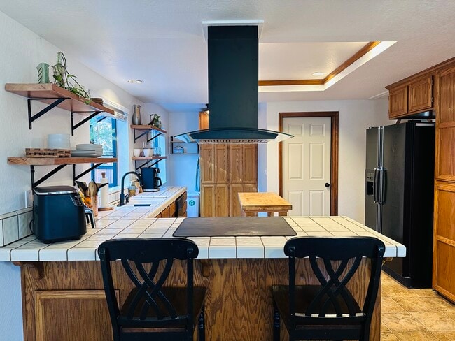 Building Photo - 22689 Cedar Pines Ave