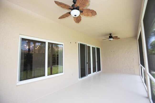 Building Photo - 10821 La Salinas Cir