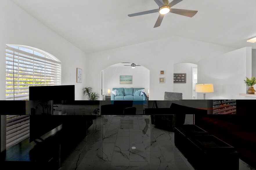 Building Photo - 3620 Candia Ave