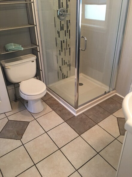 Building Photo - 777-779 Hague Ave