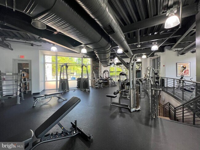 Building Photo - 14878 Potomac Branch Dr