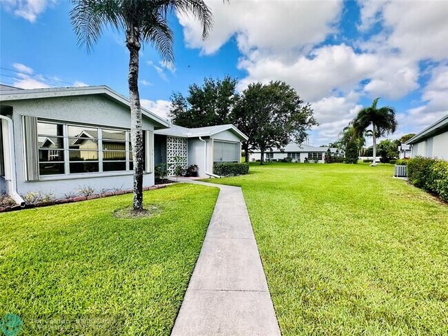 Building Photo - 14676 Canalview Dr