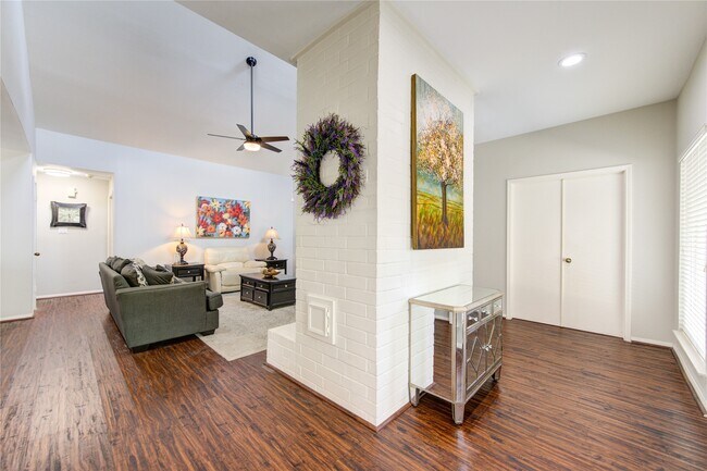 Building Photo - 12147 Ella Lee Ln