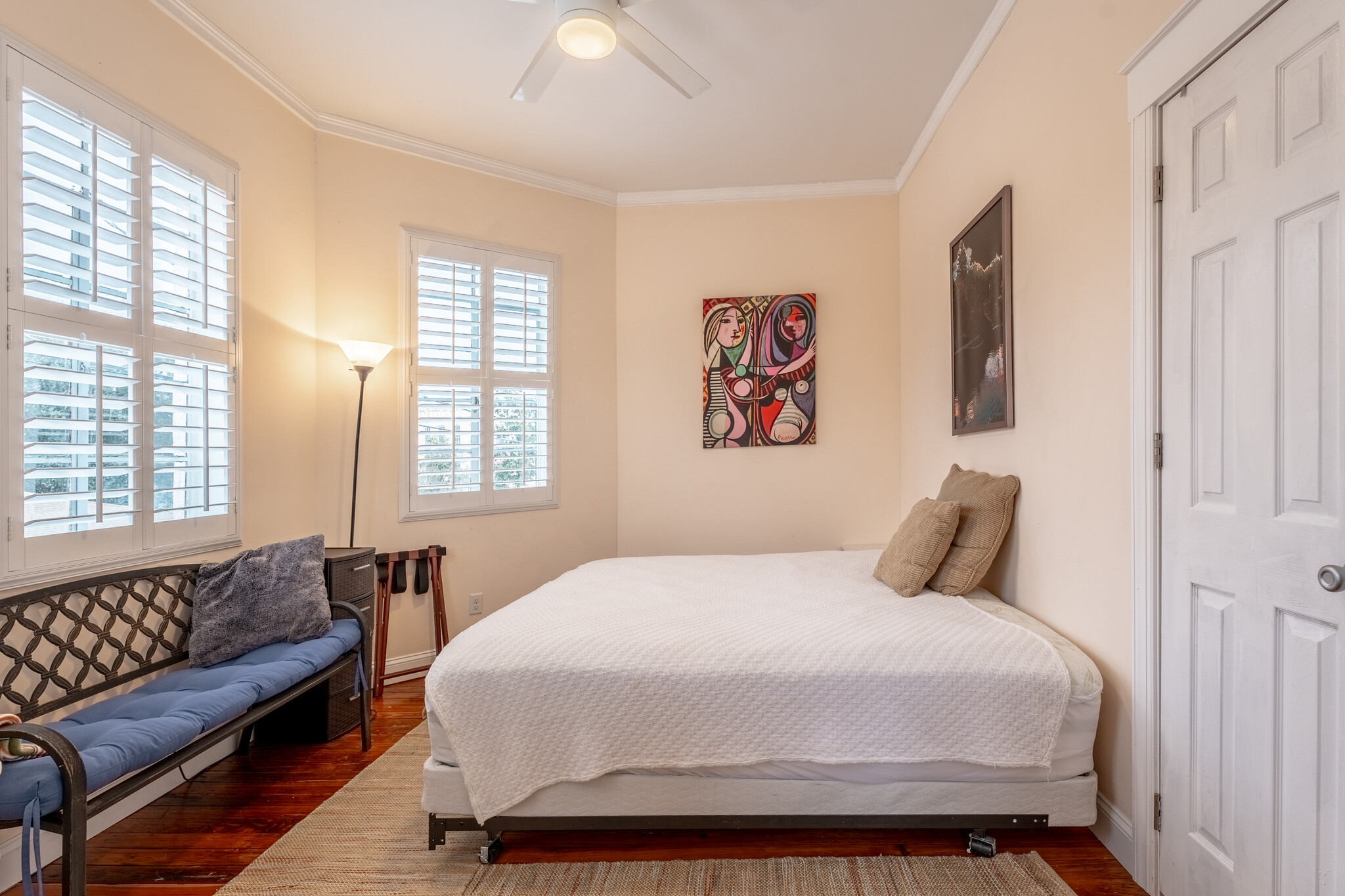 Second Floor Bedroom with King Size Bed King - 245 Lincoln St