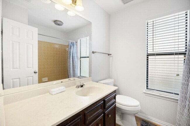 Building Photo - 2209 Stirrup Dr