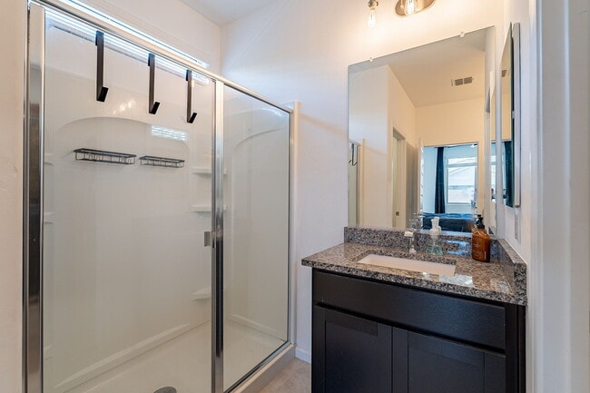 Building Photo - 9724 E Lynx Lk Trl