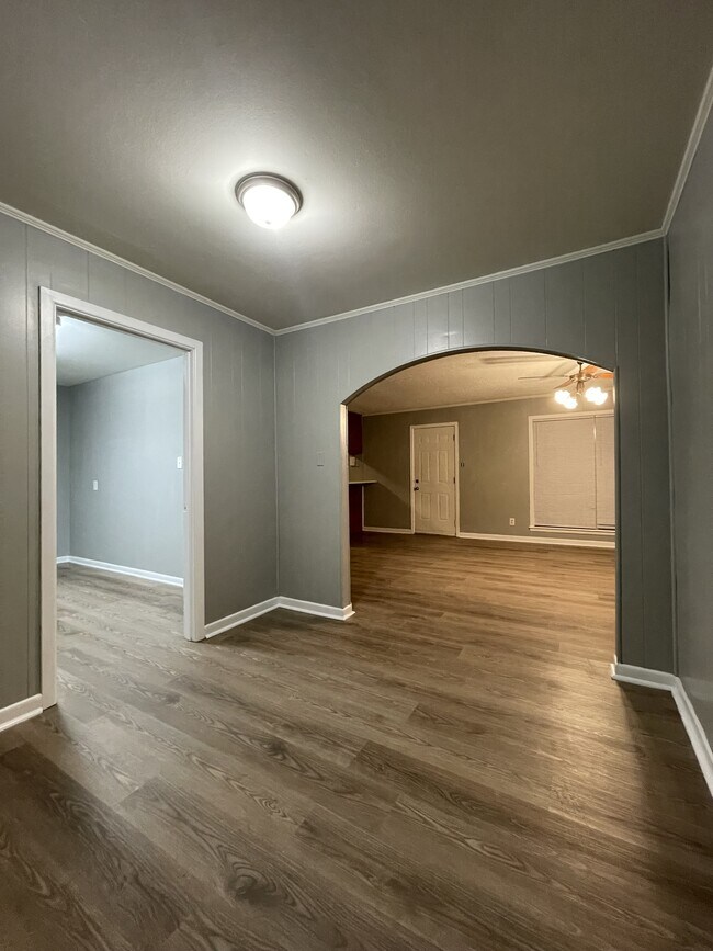 Building Photo - 3606 Minden Ave