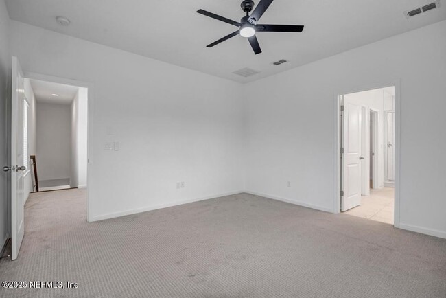 Building Photo - 442 Stargaze Ln