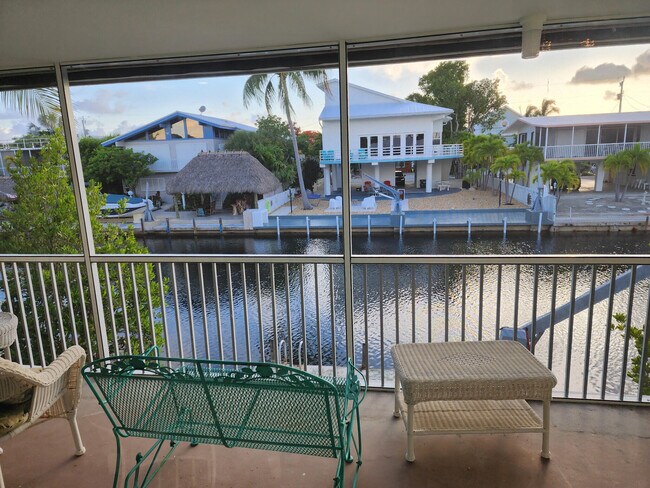 Building Photo - 135 Tequesta St