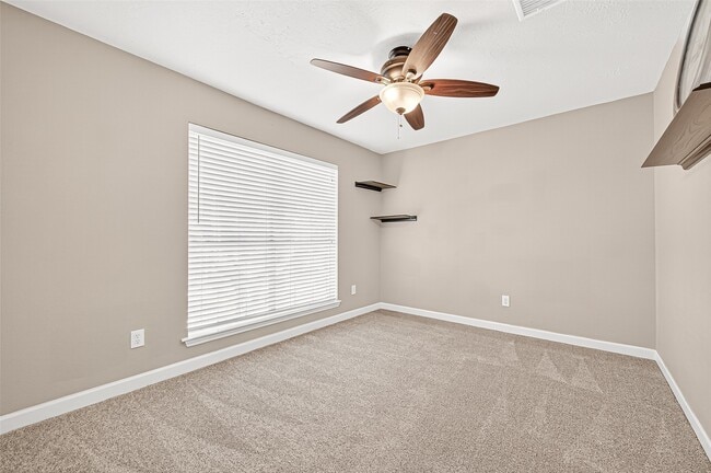 Building Photo - 14015 Wheatbridge Dr