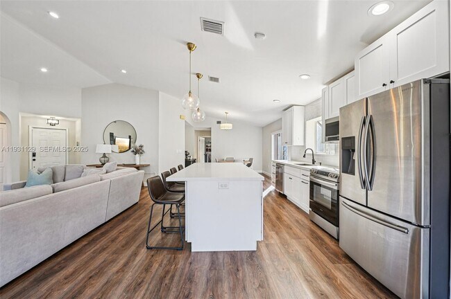 Building Photo - 1356 NW 192nd Ave