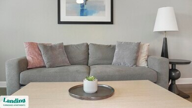 Building Photo - 3060 Steeple Cir