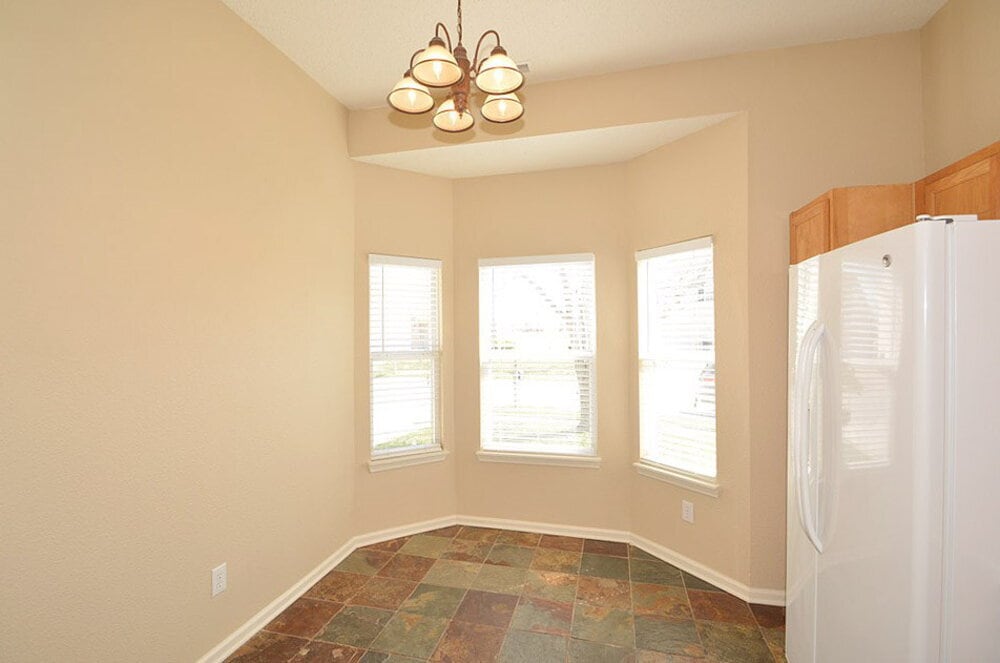 Building Photo - 720 Treyburn Lakes Way