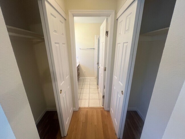 Building Photo - Spacious 4 bed 2 bath home in Fremont. Exc...