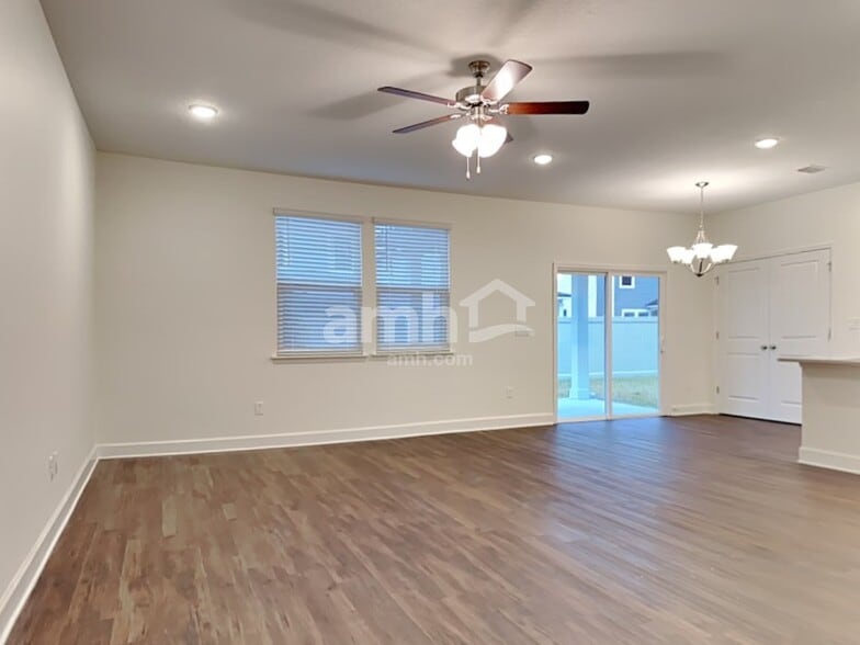 Building Photo - 10717 Coleman Rd