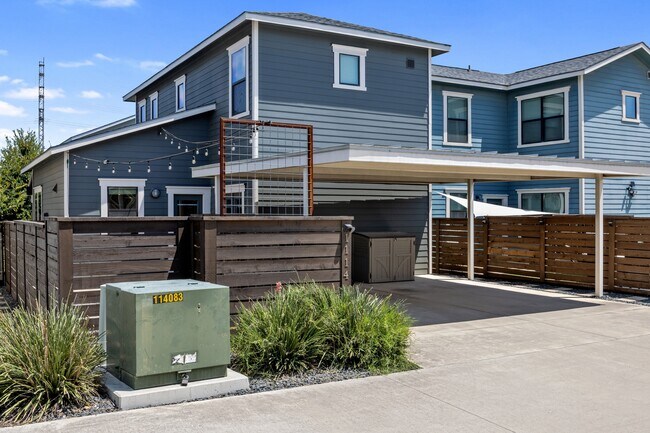 Building Photo - 1114 N Olive St