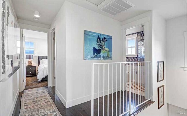 Building Photo - 230 Newcomb St