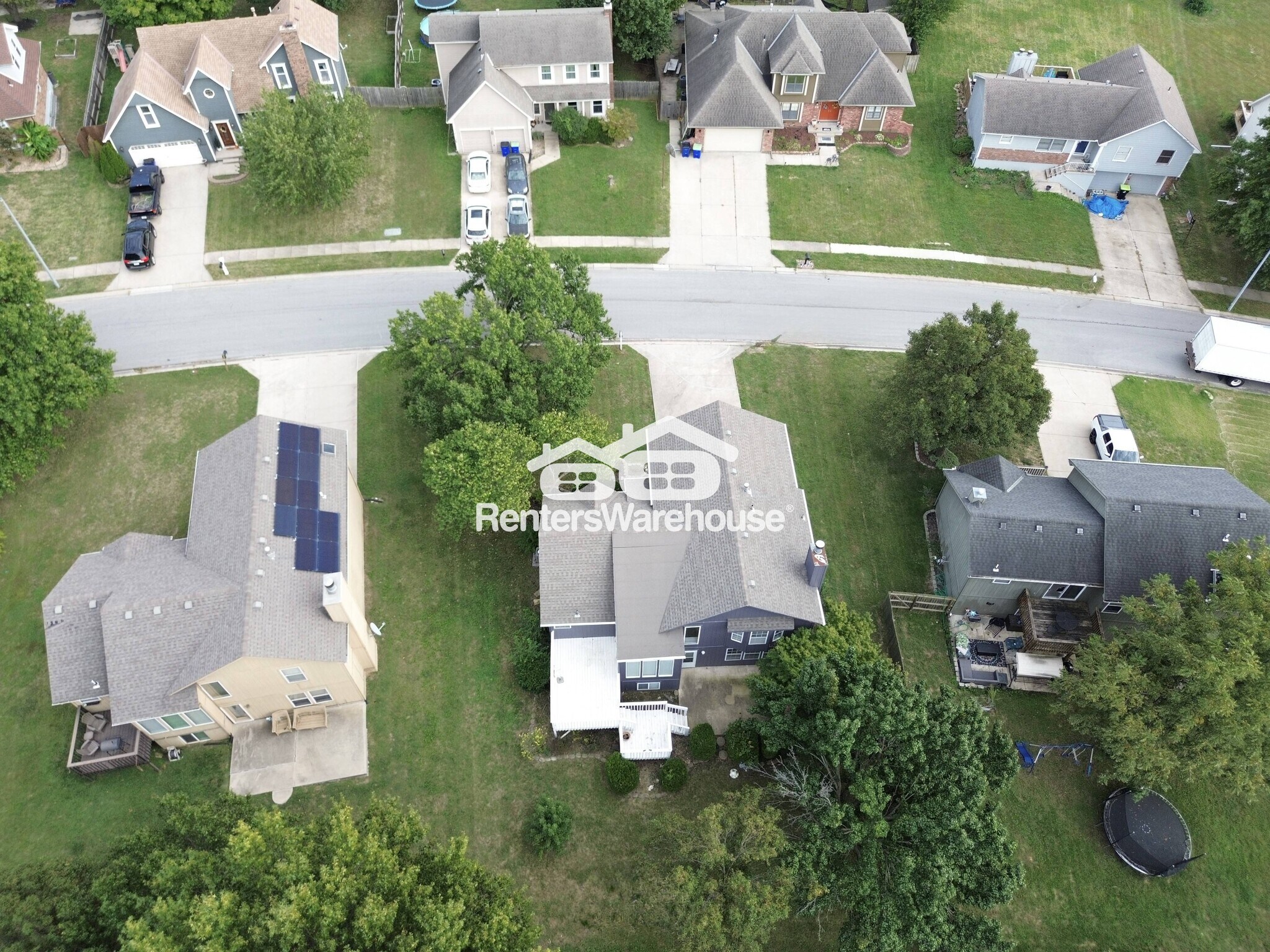 Building Photo - 13310 Crystal Ave