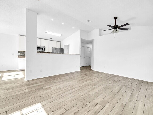 Building Photo - 763 Pearl Sand Dr